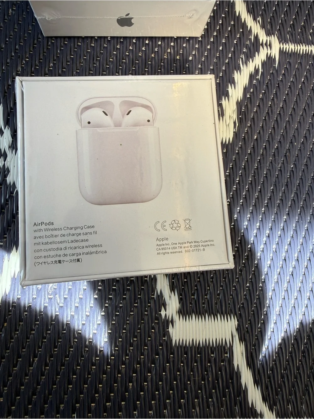 Apple AirPods 2nd Generation